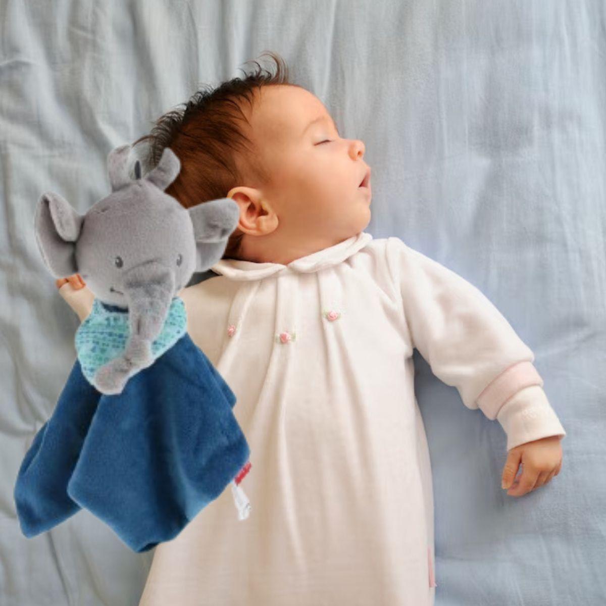 TOALLA MANTA DE APEGO TRANQUILIZANTE CON PELUCHE BEBE LAU-9