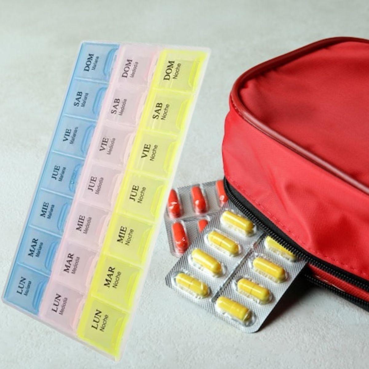 SET 3 PASTILLERO ORGANIZADOR SEMANAL PORTATIL PRACTICO LAU-6