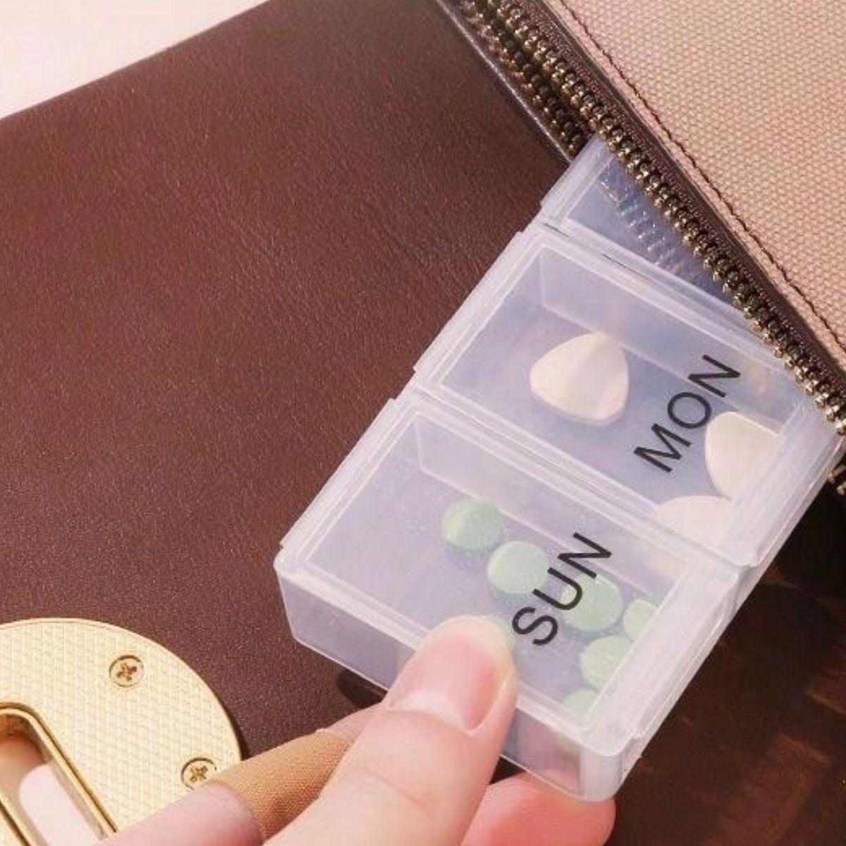 SET 8 PASTILLERO DIARIO 7 COMPARTIMIENTO PORTATIL LAU-3