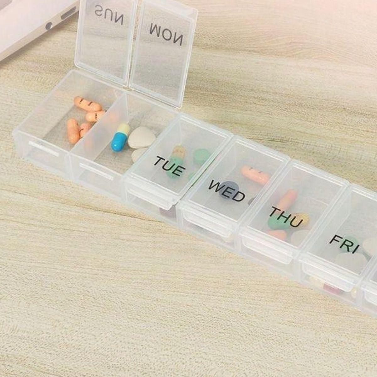 SET 8 PASTILLERO DIARIO 7 COMPARTIMIENTO PORTATIL LAU-4