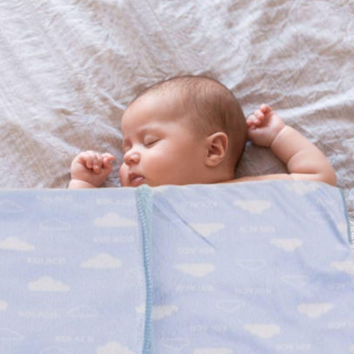 MANTA DE APEGO DOBLE CAPA PARA BEBES CUNA UNISEX SUAVE LAU-3