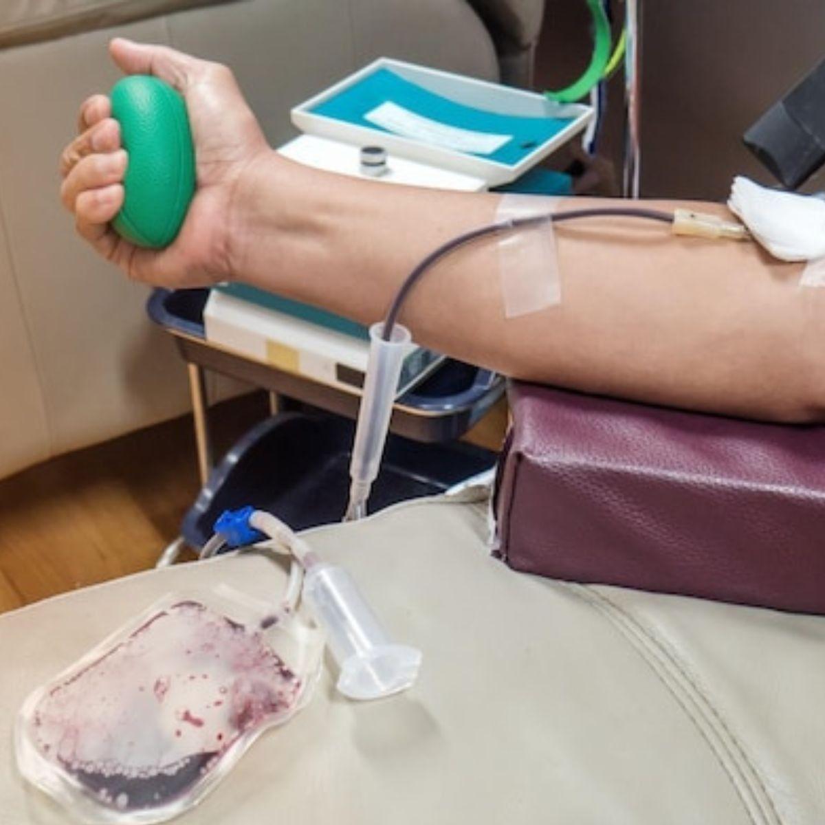 PACK CINTA ADHESIVA PLASTICA USO MEDICO 2,5CMX5M LAU-8