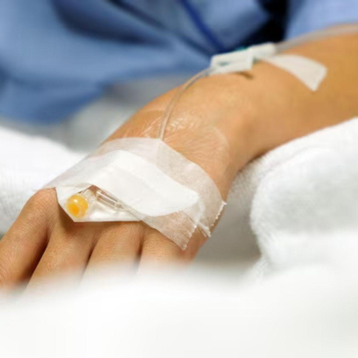 PACK DE 6 CINTAS TELA ADHESIVA 5CMX5M USO MEDICO LAU-3