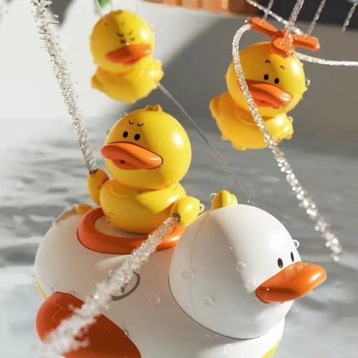 JUGUETE DE BAÑO PATOS AUTOMATICO ROCIADOR AGUA BEBE LAU-9