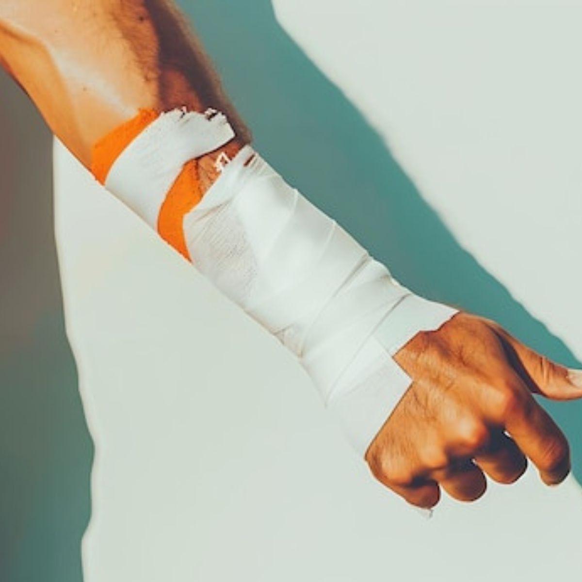 PACK 5 CINTAS ADHESIVA CHINA VENDAJE LESION 2,5CMX5M  LAU-5