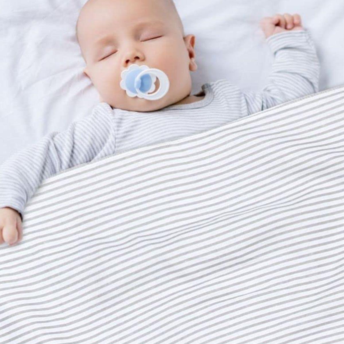 SET MANTAS PAÑALES DE TELA TUTOS TELA ESTAMPADOS BEBE LAU-2