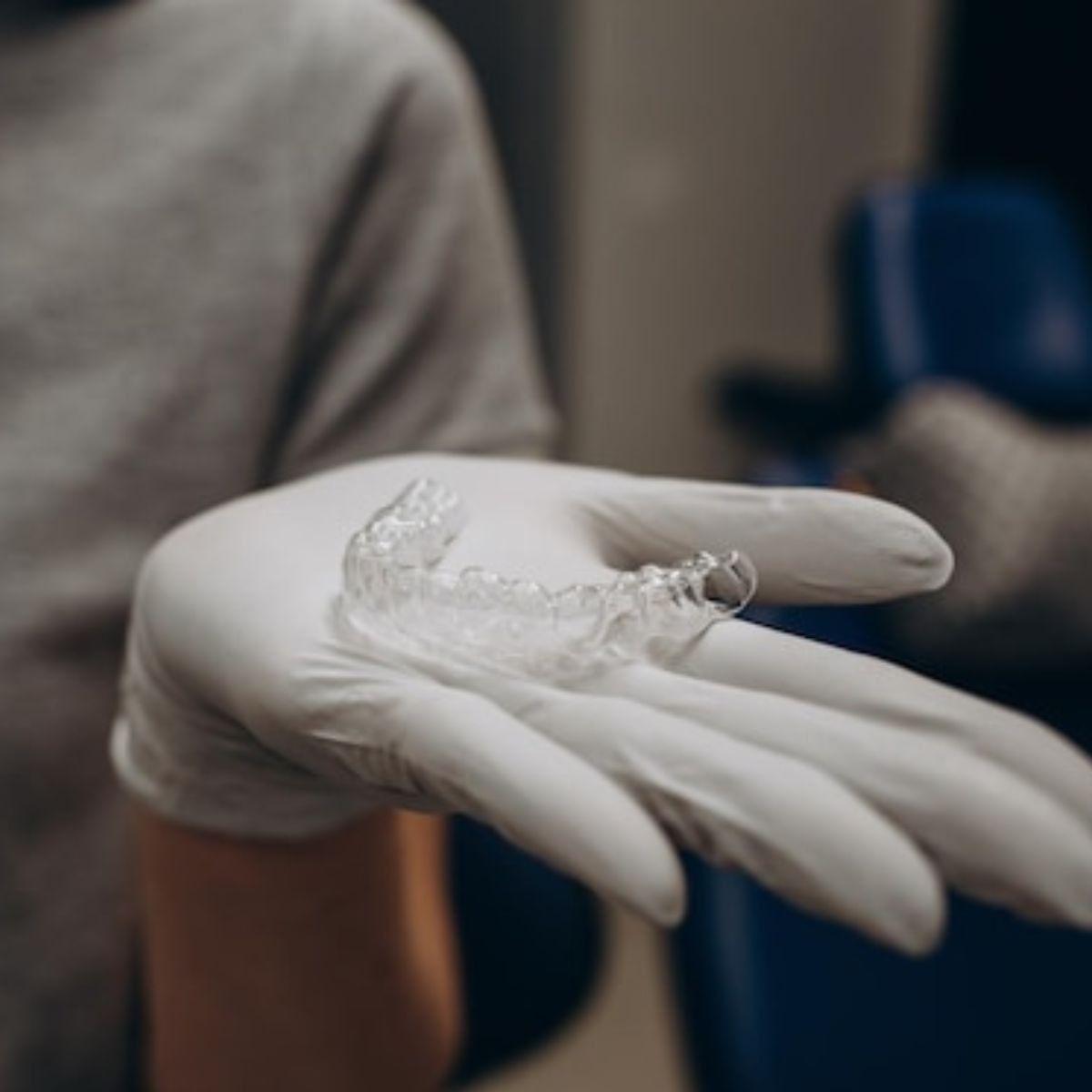 PACK GUANTES DE LATEX 100 PCS TALLA L DESCARTABLE LAU-4