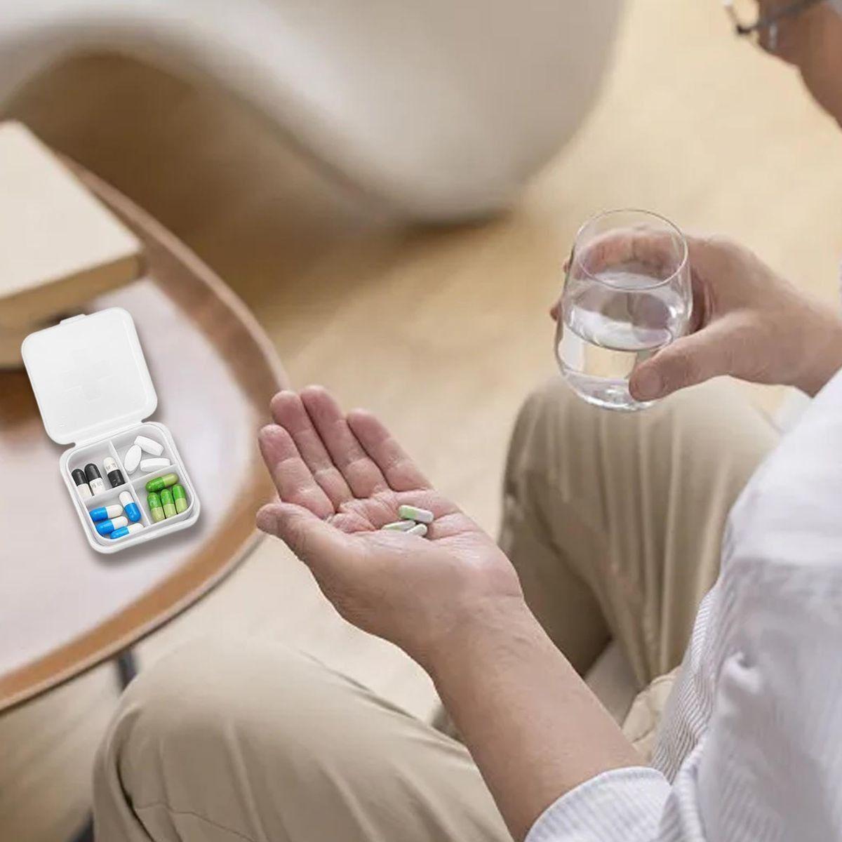 SET 7 PASTILLERO BOLSILLO 4 COMPARTIMIENTO PRACTICO LAU-3