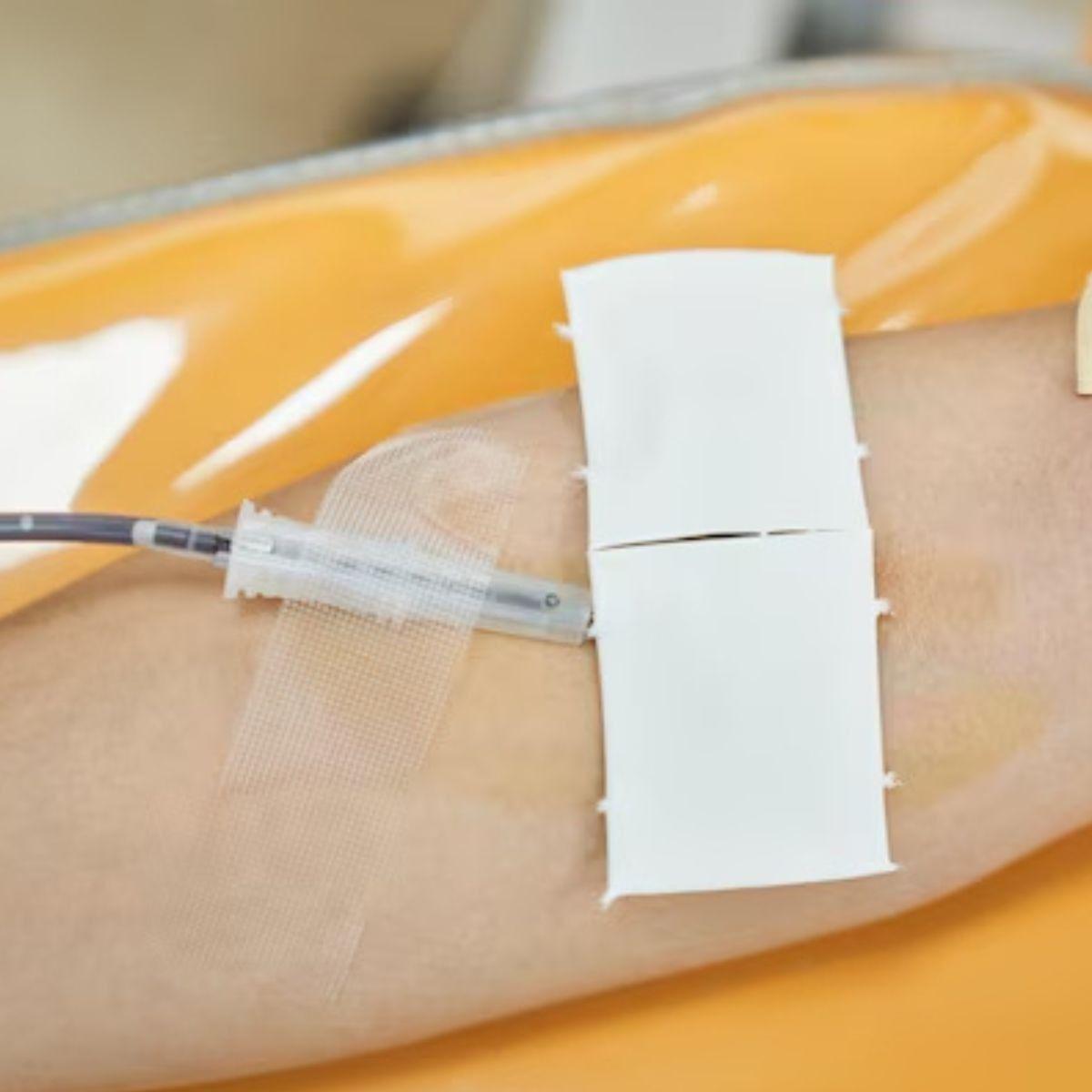 PACK CINTA ADHESIVA PLASTICA USO MEDICO 5CMX5M LAU-2