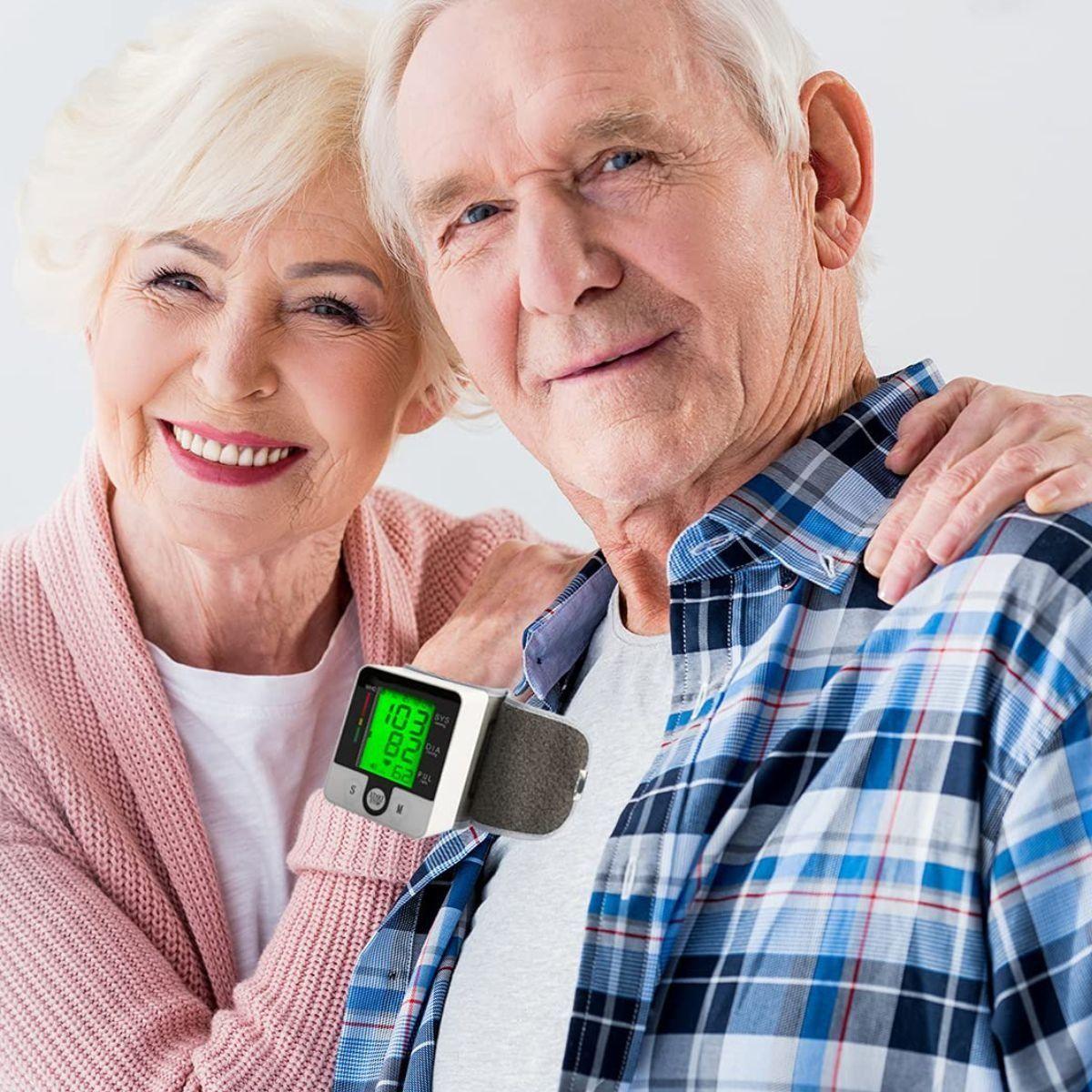 TENSIOMETRO DIGITAL PRESION ARTERIAL MUÑECA LAU-9