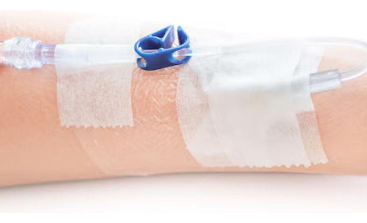 PACK DE 12 CINTAS TELA ADHESIVA 2,5CMX5M USO MEDICO LAU-6