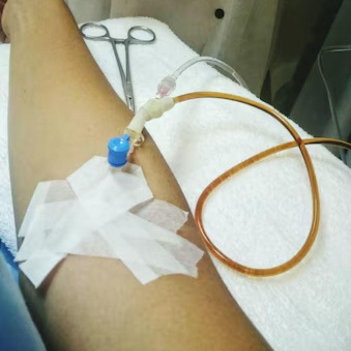 PACK DE 12 CINTAS TELA ADHESIVA 2,5CMX5M USO MEDICO LAU-9