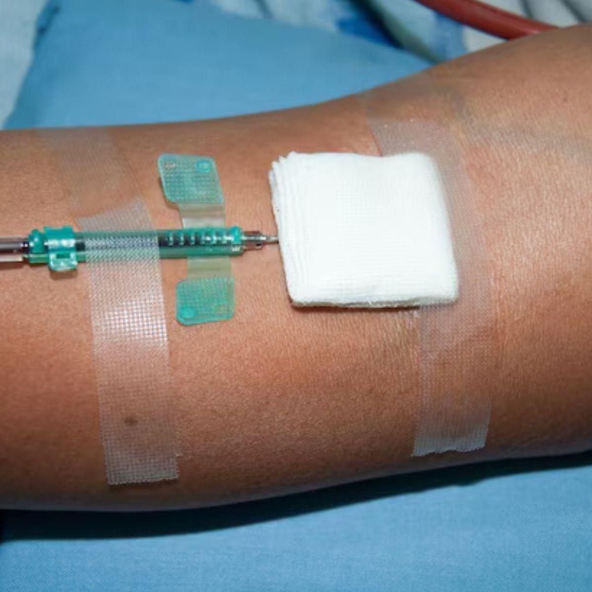 PACK CINTA ADHESIVA PLASTICA USO MEDICO 1,25CMX5M LAU-7