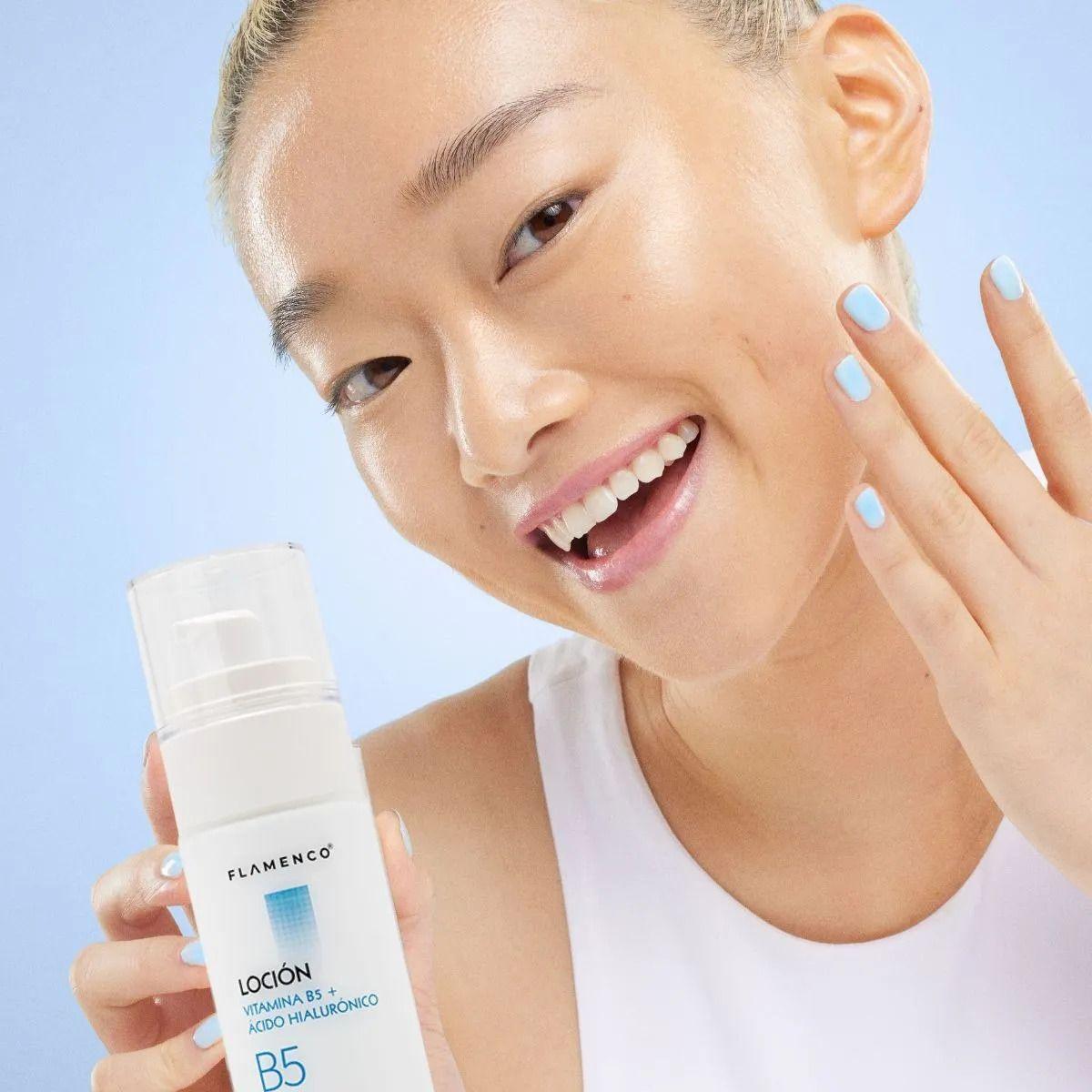 LOCION FACIAL VITAMINA B5 CON ACIDO HIALURONICO BELLEZA LAU-6