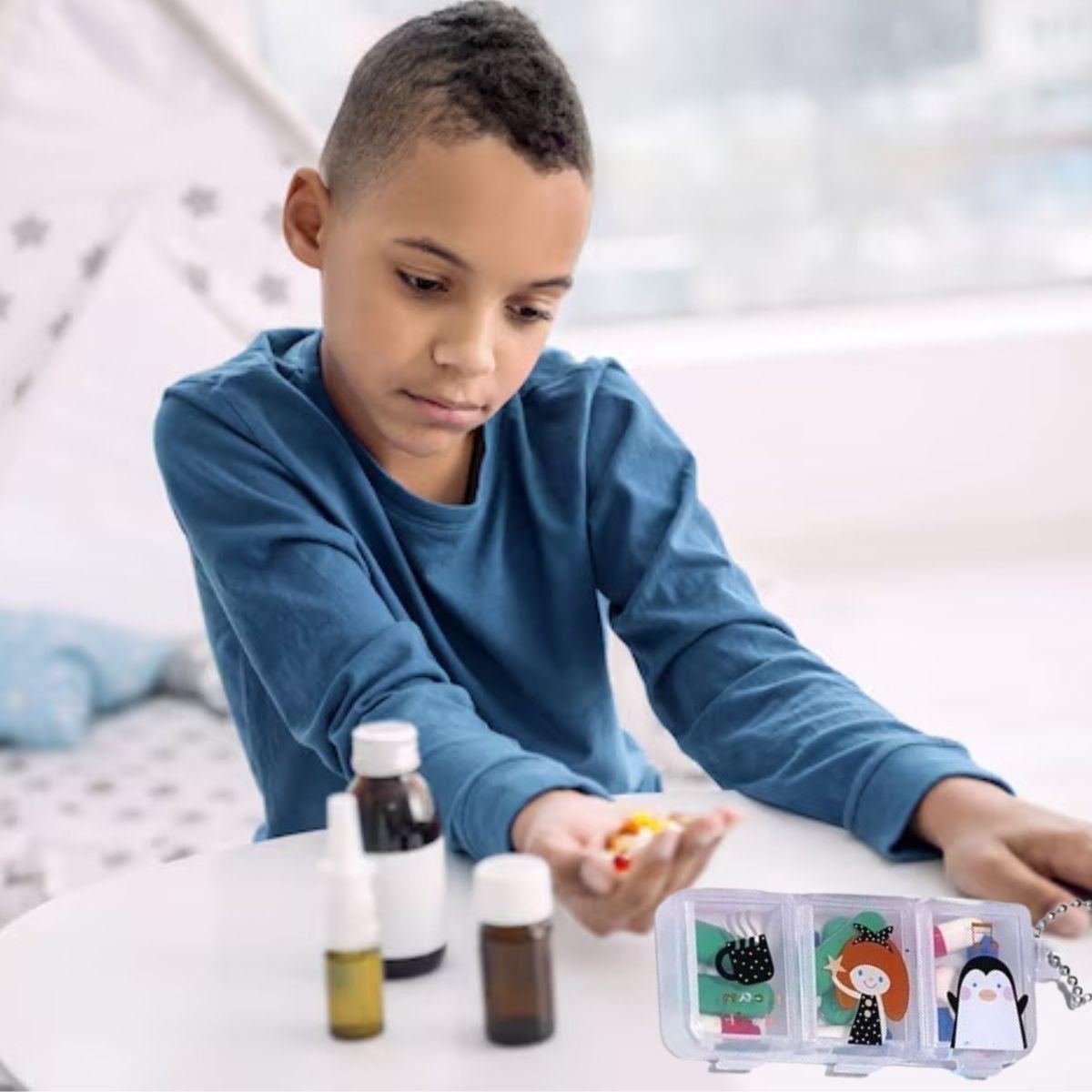 SET 8 MINI PASTILLERO DIBUJOS TOMA DIARIA NIÑOS PORTATIL LAU-2