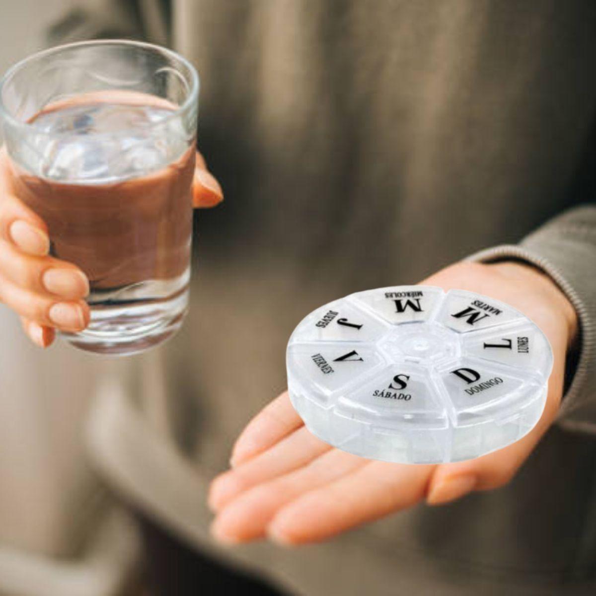 SET 6 PASTILLERO REDONDO ORGANIZADOR SEMANAL PORTATIL LAU-1