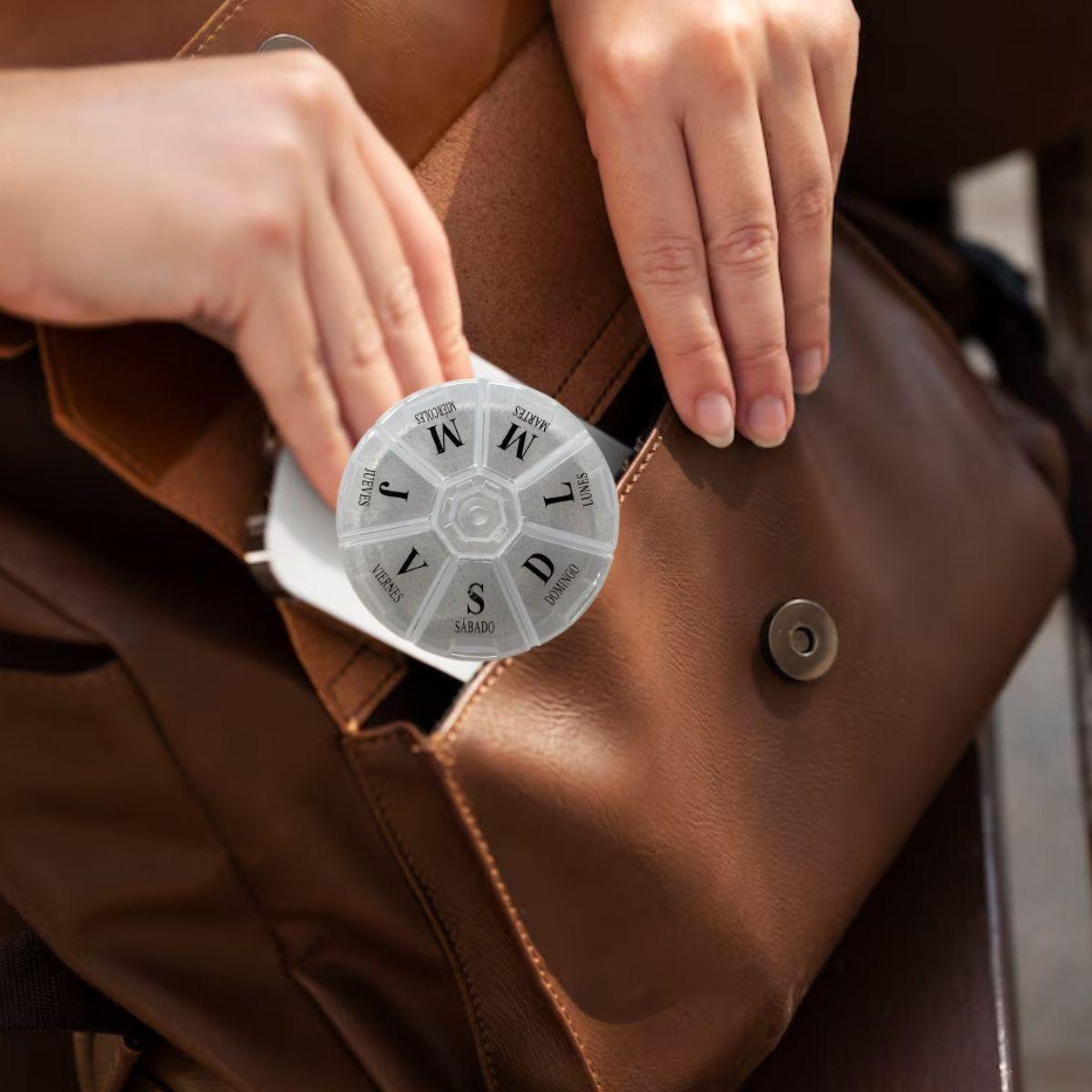 SET 6 PASTILLERO REDONDO ORGANIZADOR SEMANAL PORTATIL LAU-7