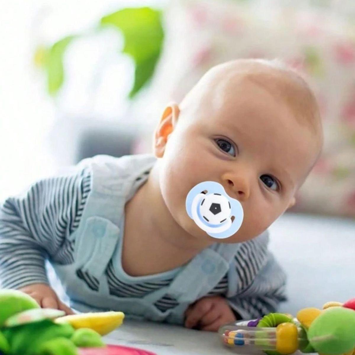 SET 5 CHUPETES DISEÑO DIVERTIDO FUTBOL SUAVE BEBE LAU-5