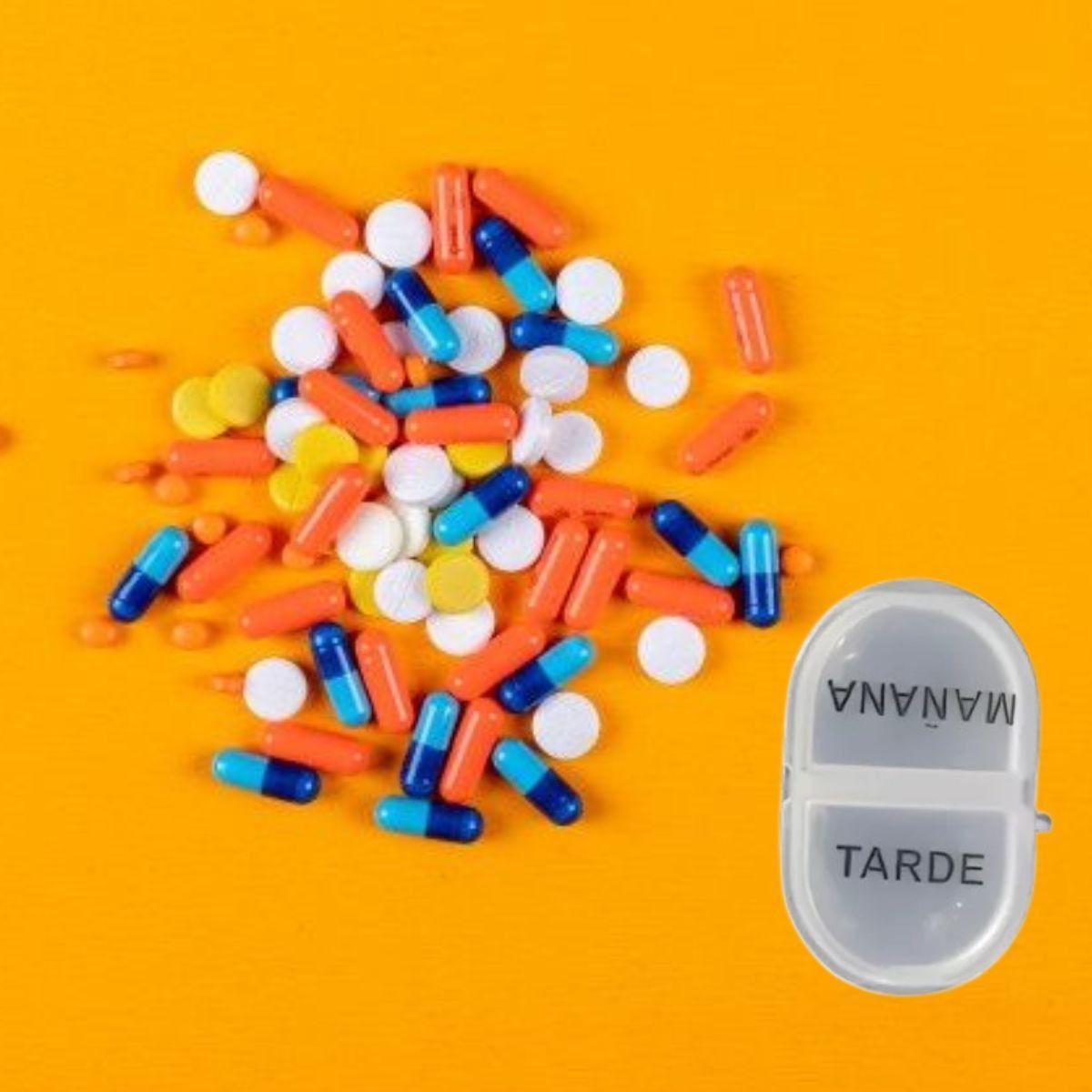 SET 6 PASTILLEROS PORTA COMPRIMIDOS 2 COMPARTIMIENTO LAU-5