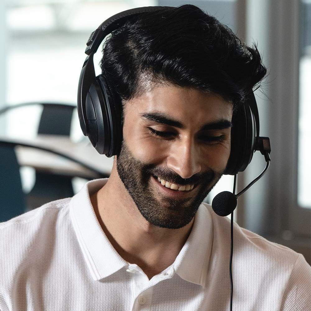 Audifono con Mic STF Headset Core H31677-3