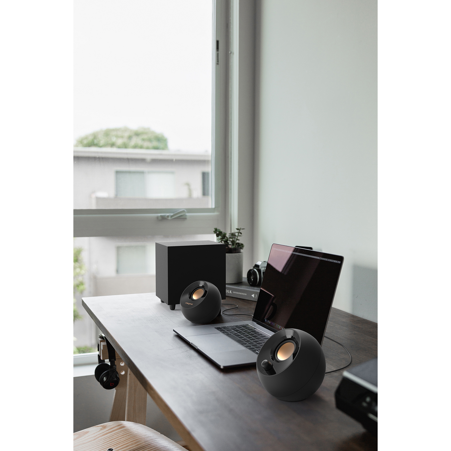 Parlante Creative Pebble Plus con Subwoofer-6