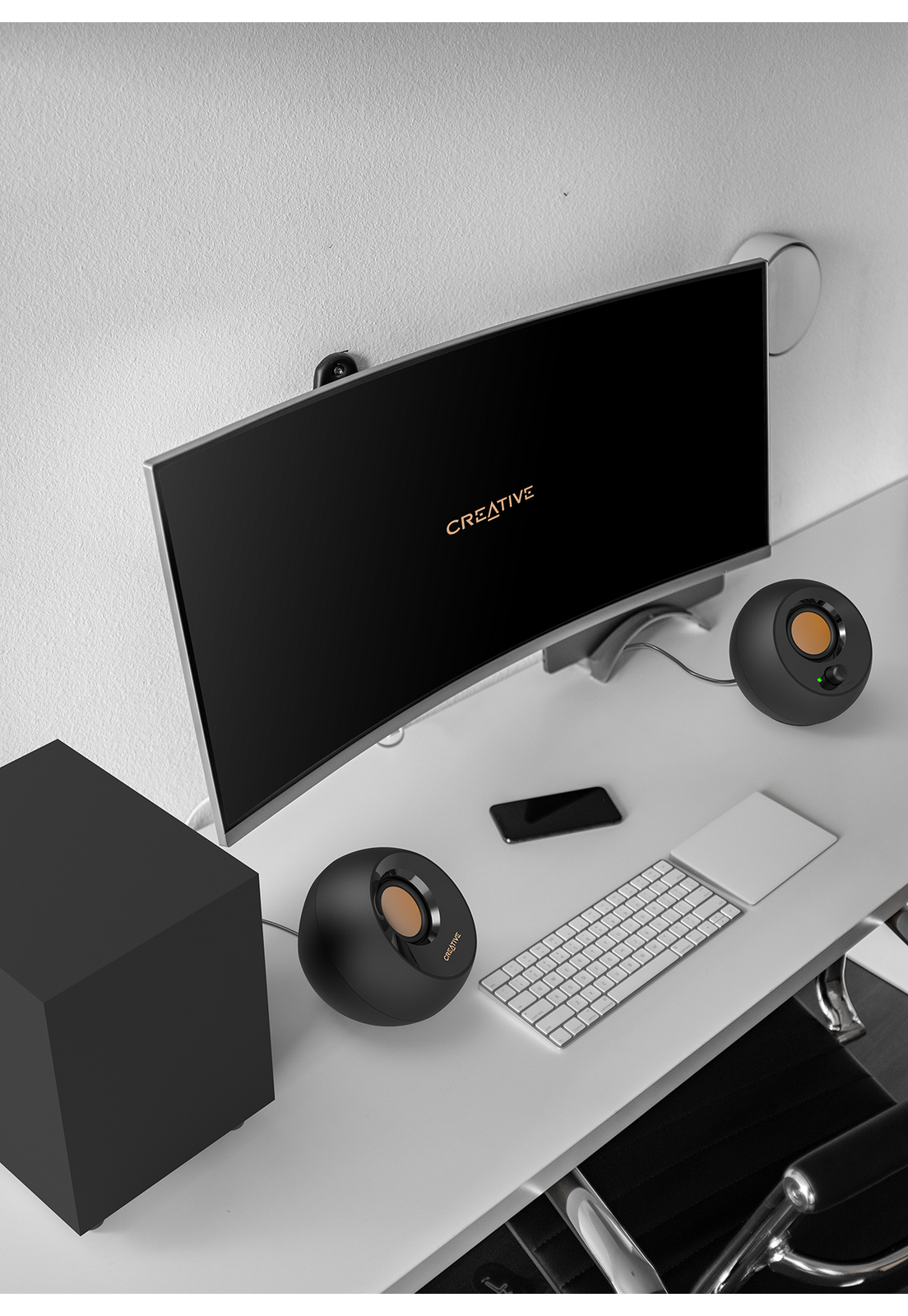 Parlante Creative Pebble Plus con Subwoofer-6