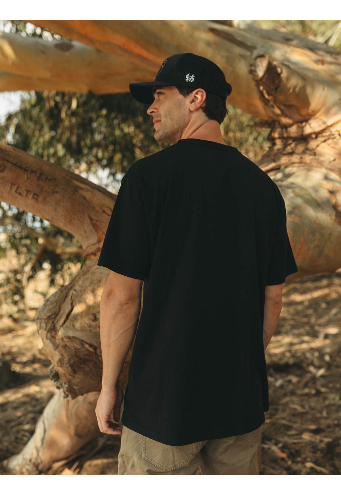 Polera MC Retro Symbol Negro Hombre Maui And Sons-1