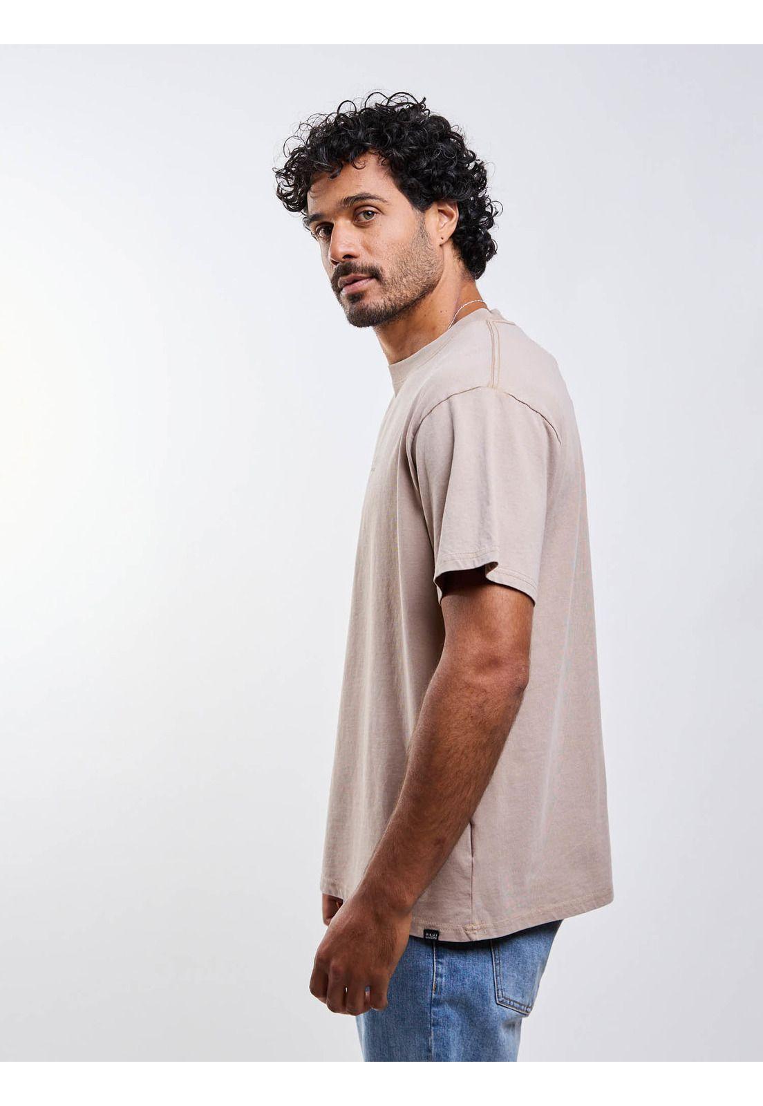 Polera MC Lioel Café Hombre Maui And Sons-2