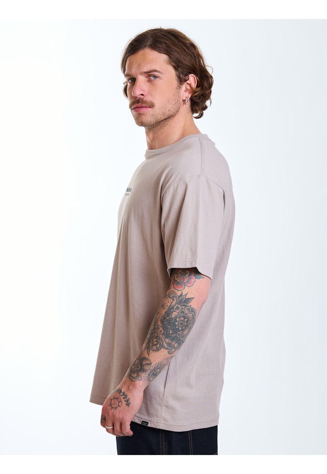 Polera MC Essential Beige Hombre Maui and Sons-2