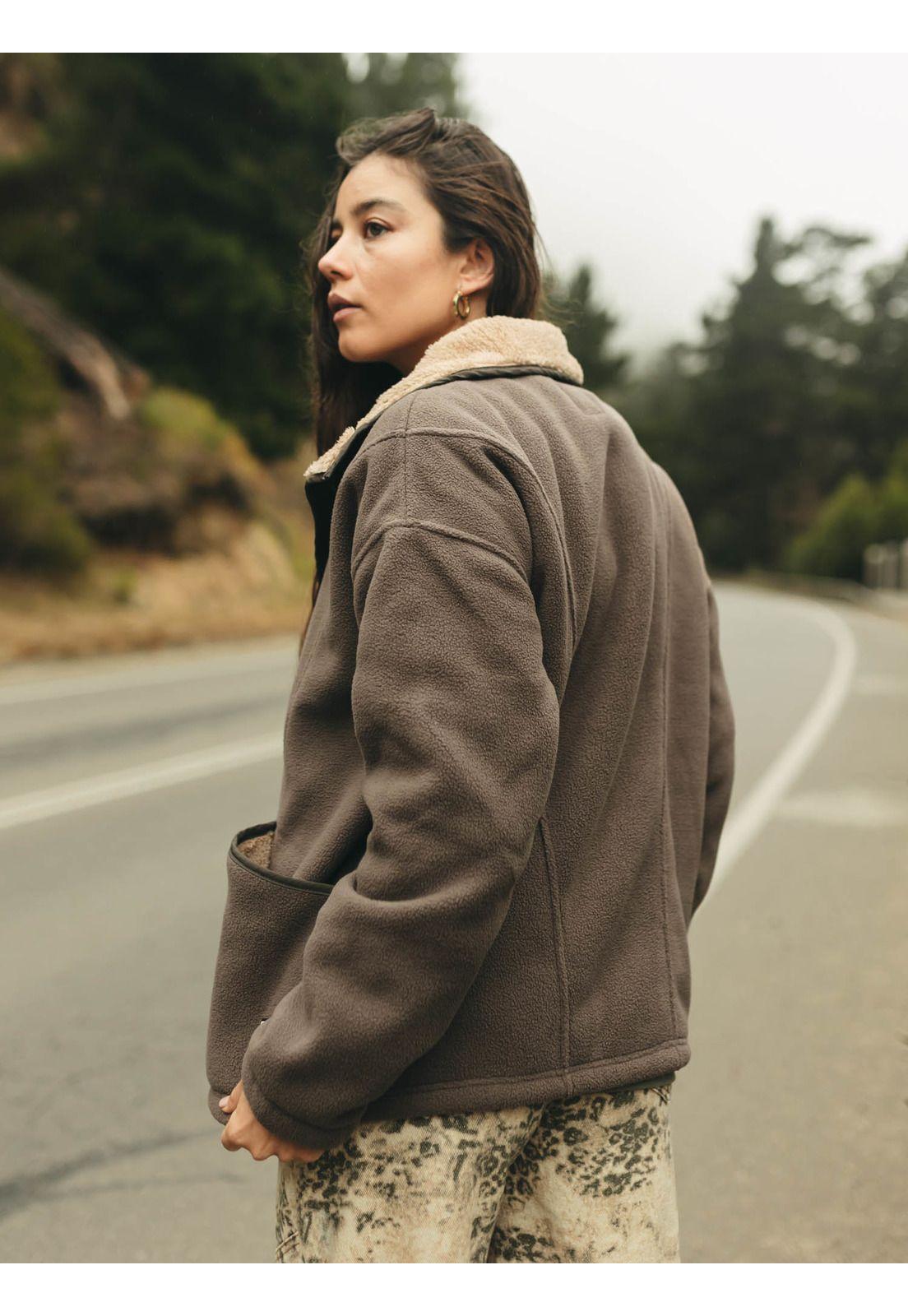 Poleron Polar Golden Lime Café Mujer Maui And Sons-2