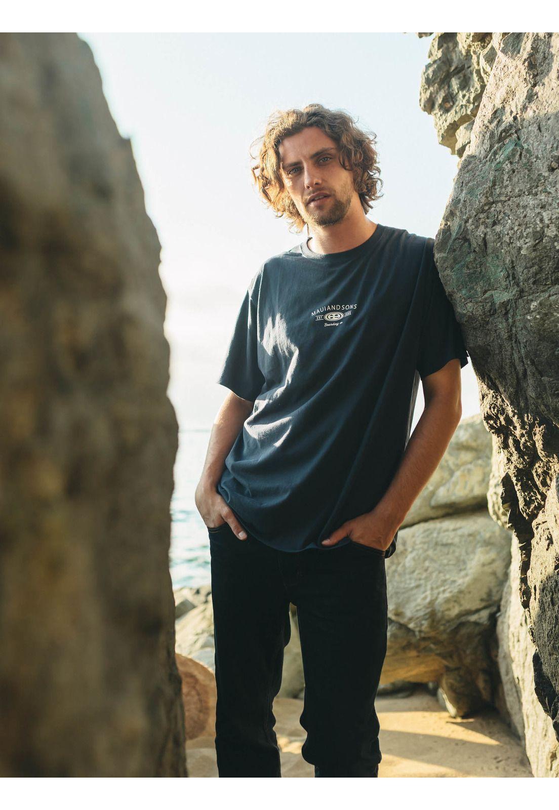 Polera MC Lil Oval Azul Hombre Maui And Sons-3