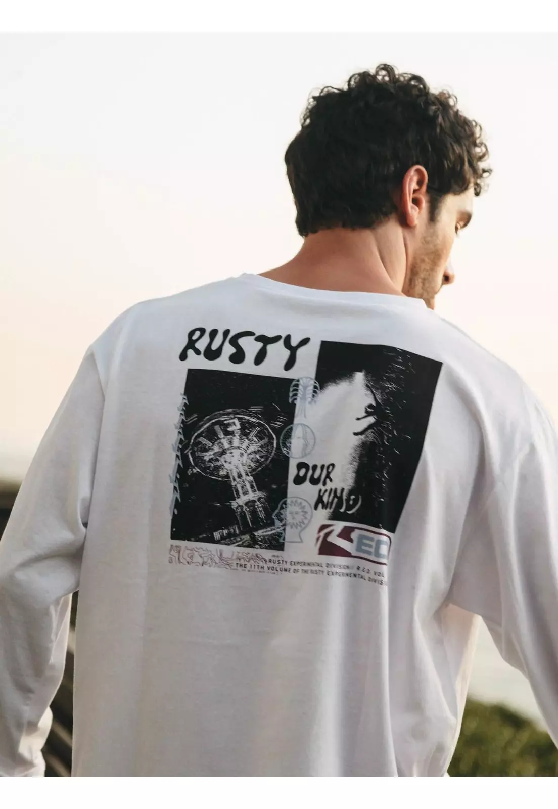 Polera ML Red Vol. Xi Blanco Hombre Rusty-1