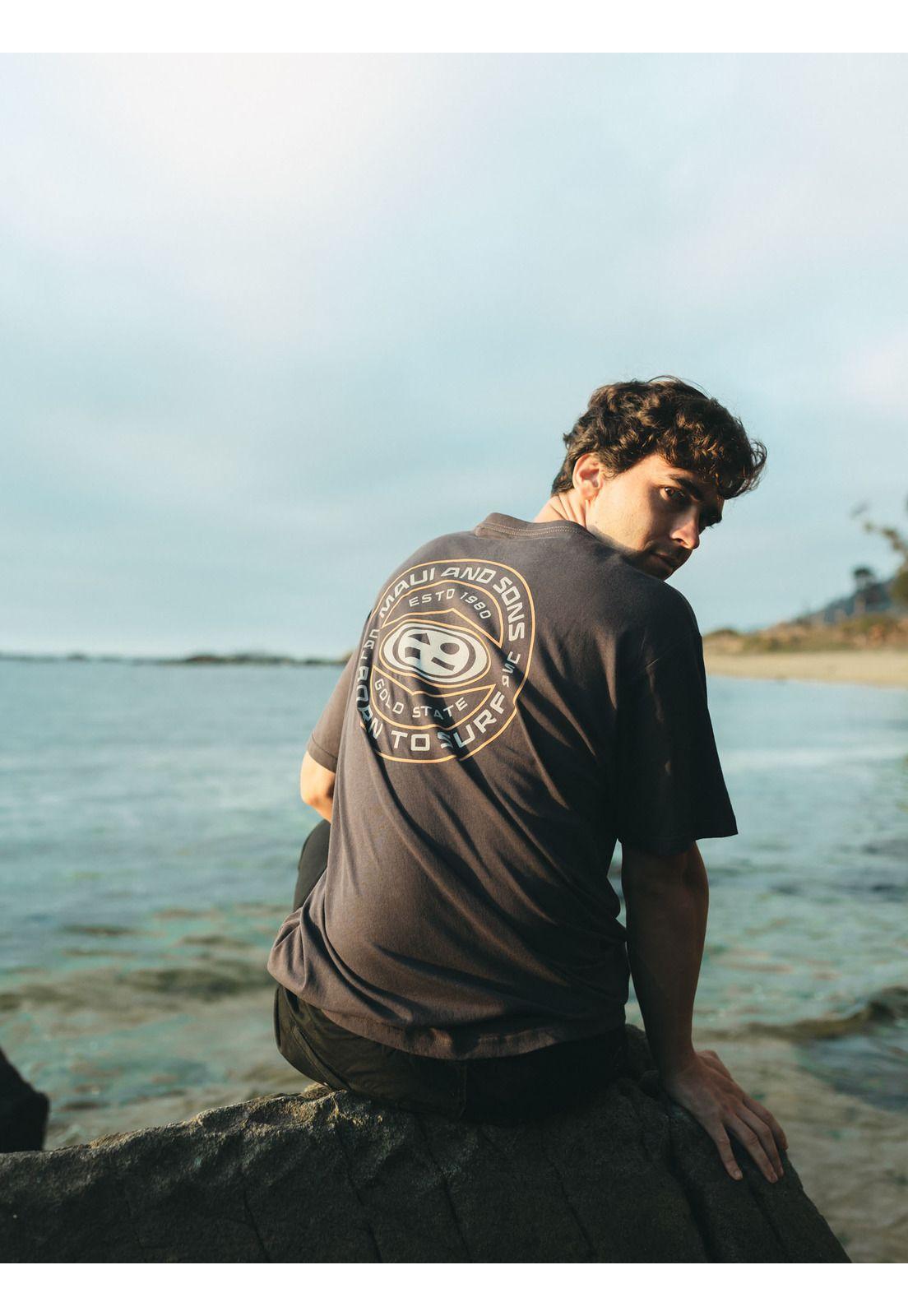 Polera MC Oval Seal Gris Hombre Maui And Sons-2