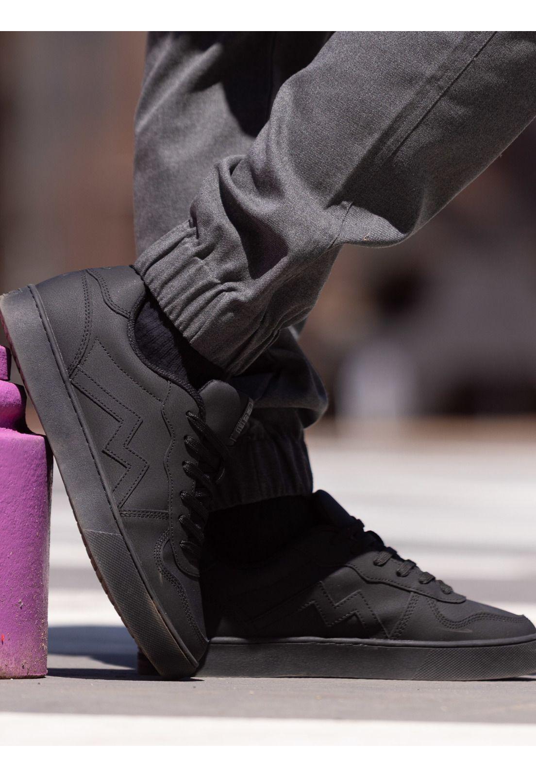 Zapatilla Escolar Splash Negro Hombre Maui and Sons-1