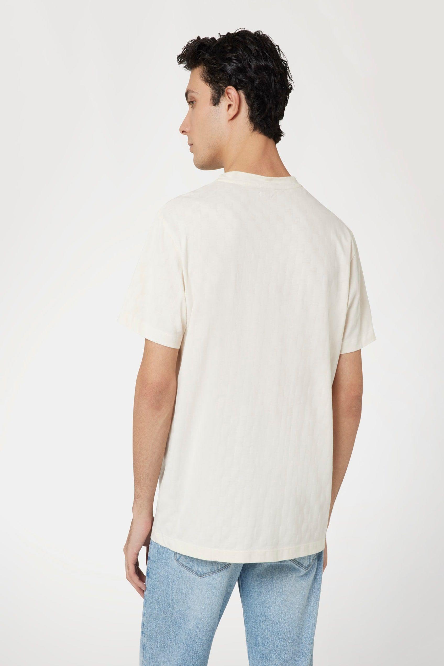 Polera Guess Hombre Small Triangle Ss Knit Café-2