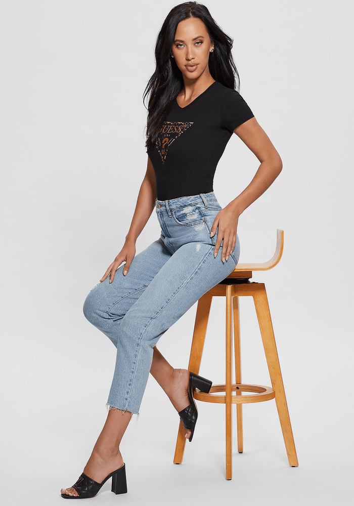 Polera Guess Mujer Ss Vn Leo Triangle Tee Negro-2