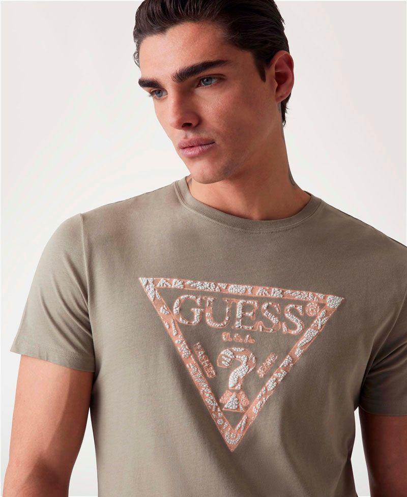 Polera Guess Hombre Ss Cn Triangle Tee Café-3