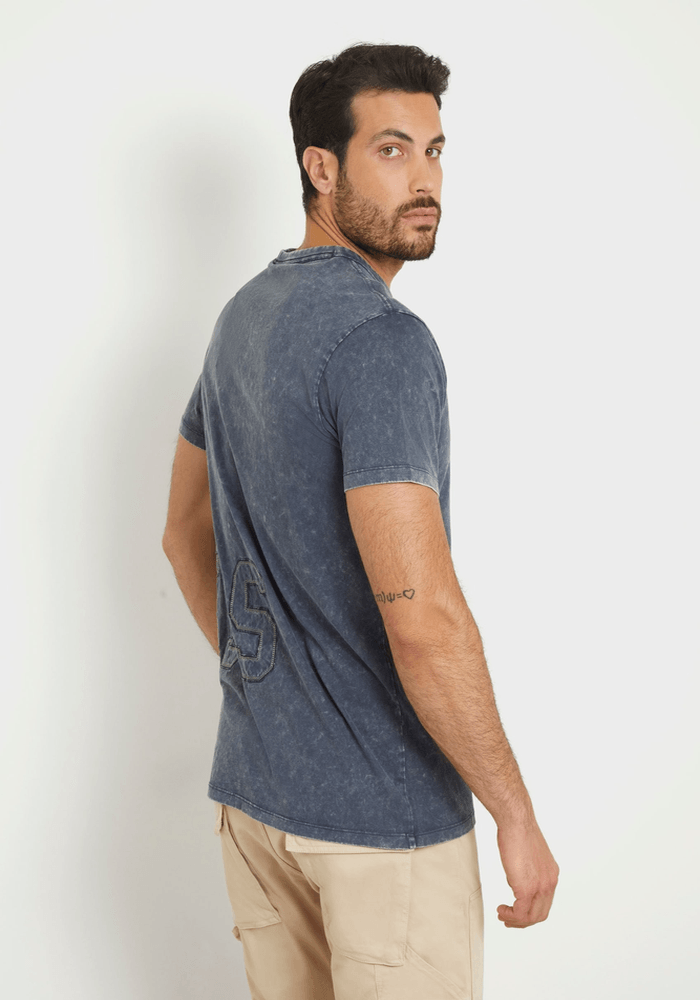 Polera Guess Hombre Ss Cn Treated Guess Logo Tee Gris-2