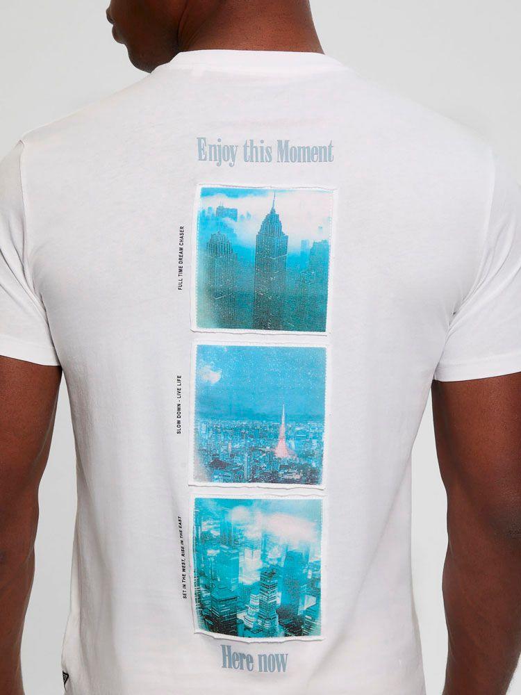 Polera Guess Hombre Ss Bsc City Of Dreams Tee Blanco-1