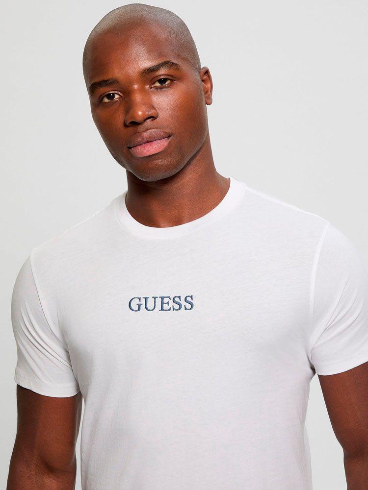 Polera Guess Hombre Ss Bsc City Of Dreams Tee Blanco-3