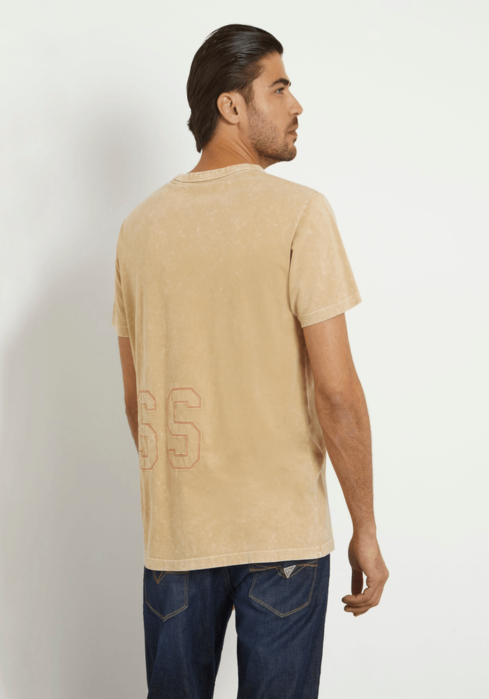 Polera Guess Hombre Ss Cn Treated Guess Logo Tee Beige-2