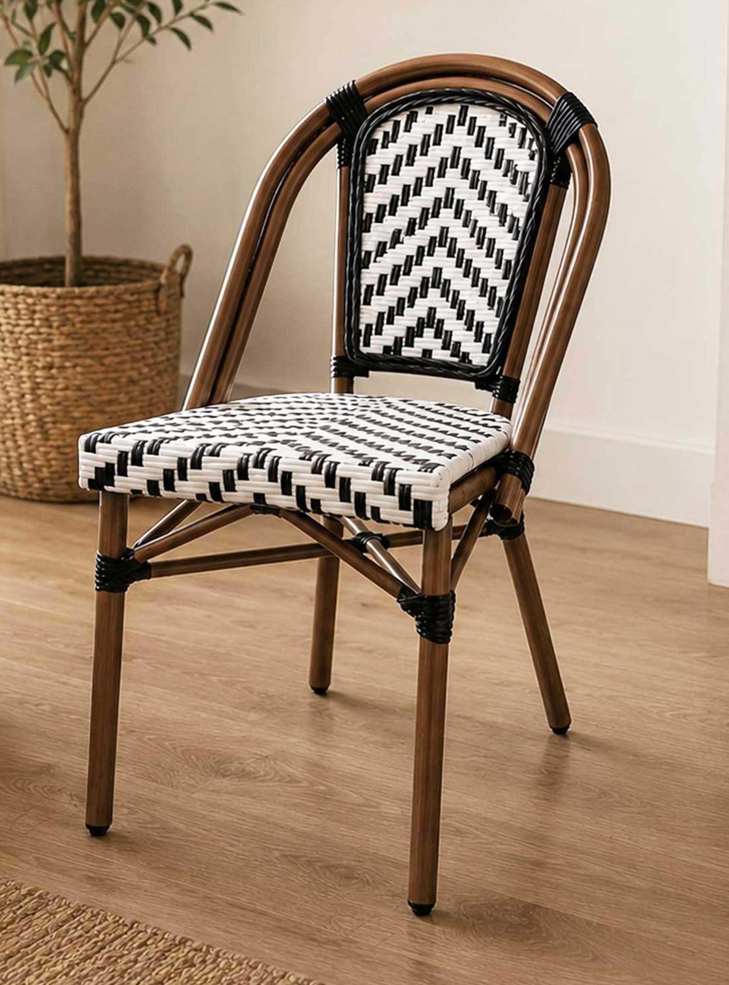 Silla Parisina Chevron Blanco/Negro 4 Unidades-1