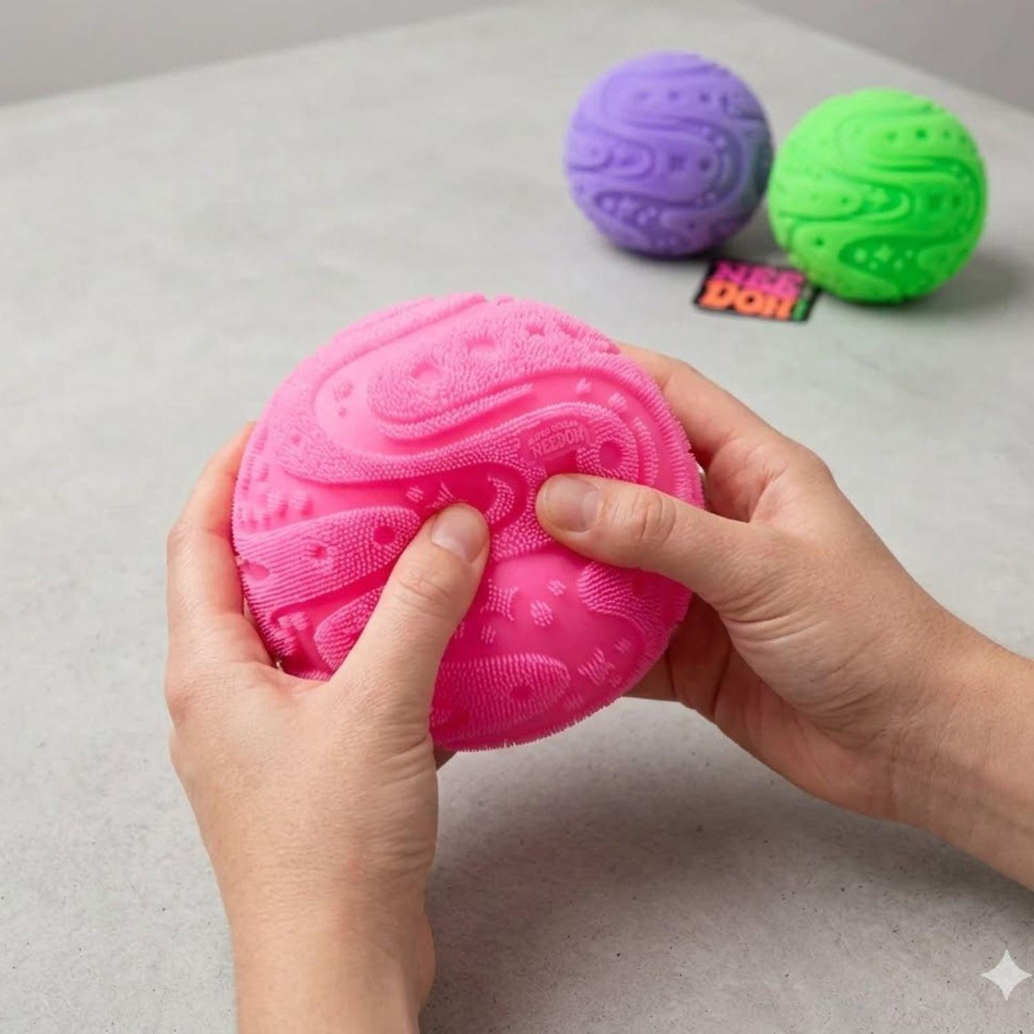 Super Fuzz Ball Gigante Nee Doh-5