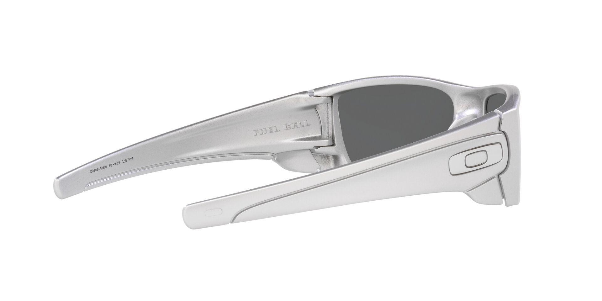 Oakley Fuel Cell Prizm OO9096-M660-7