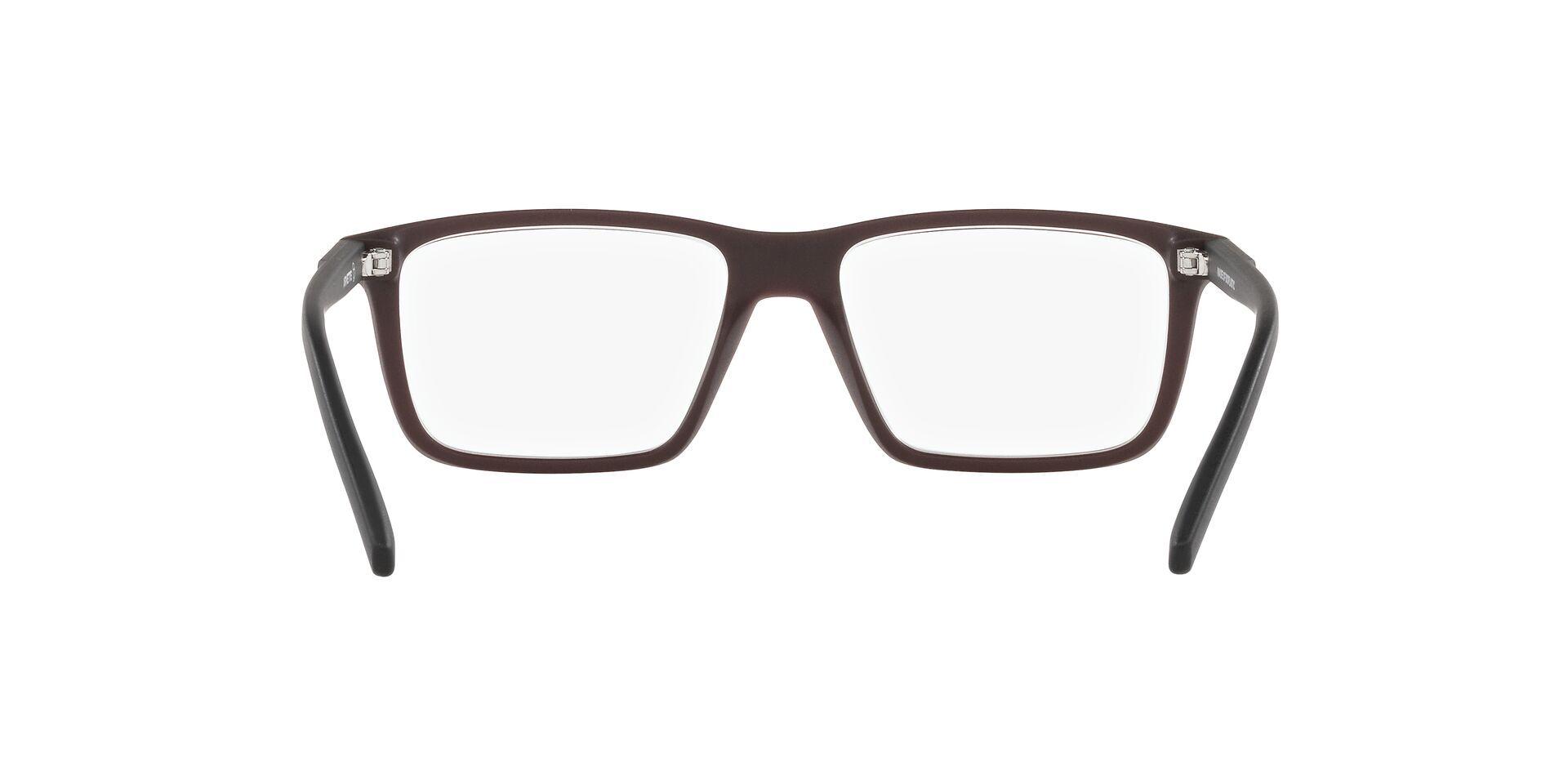 Arnette Eyeke-5