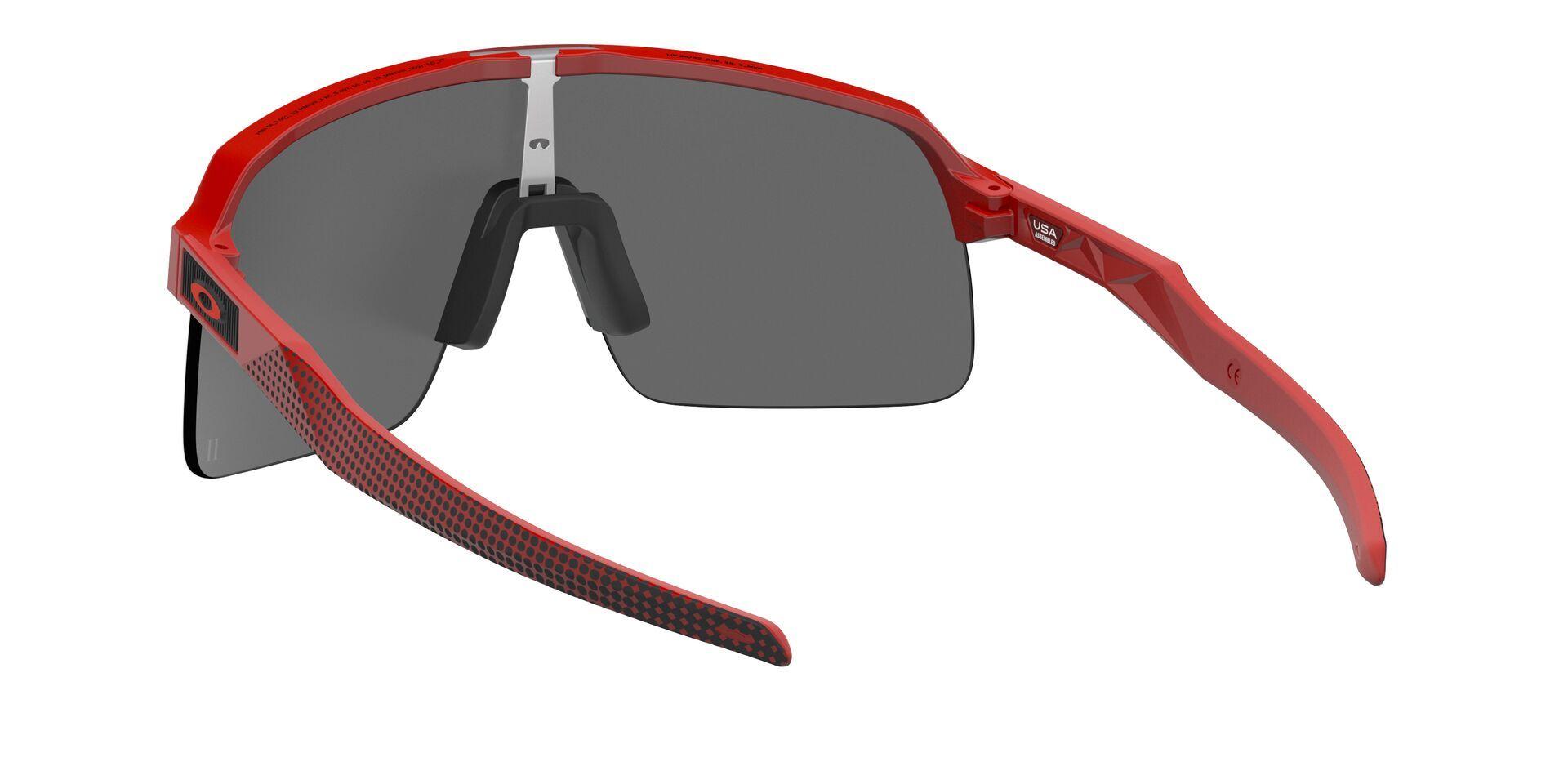 Oakley Sutro Lite Prizm Patrick Mahomes OO9463-1139-4