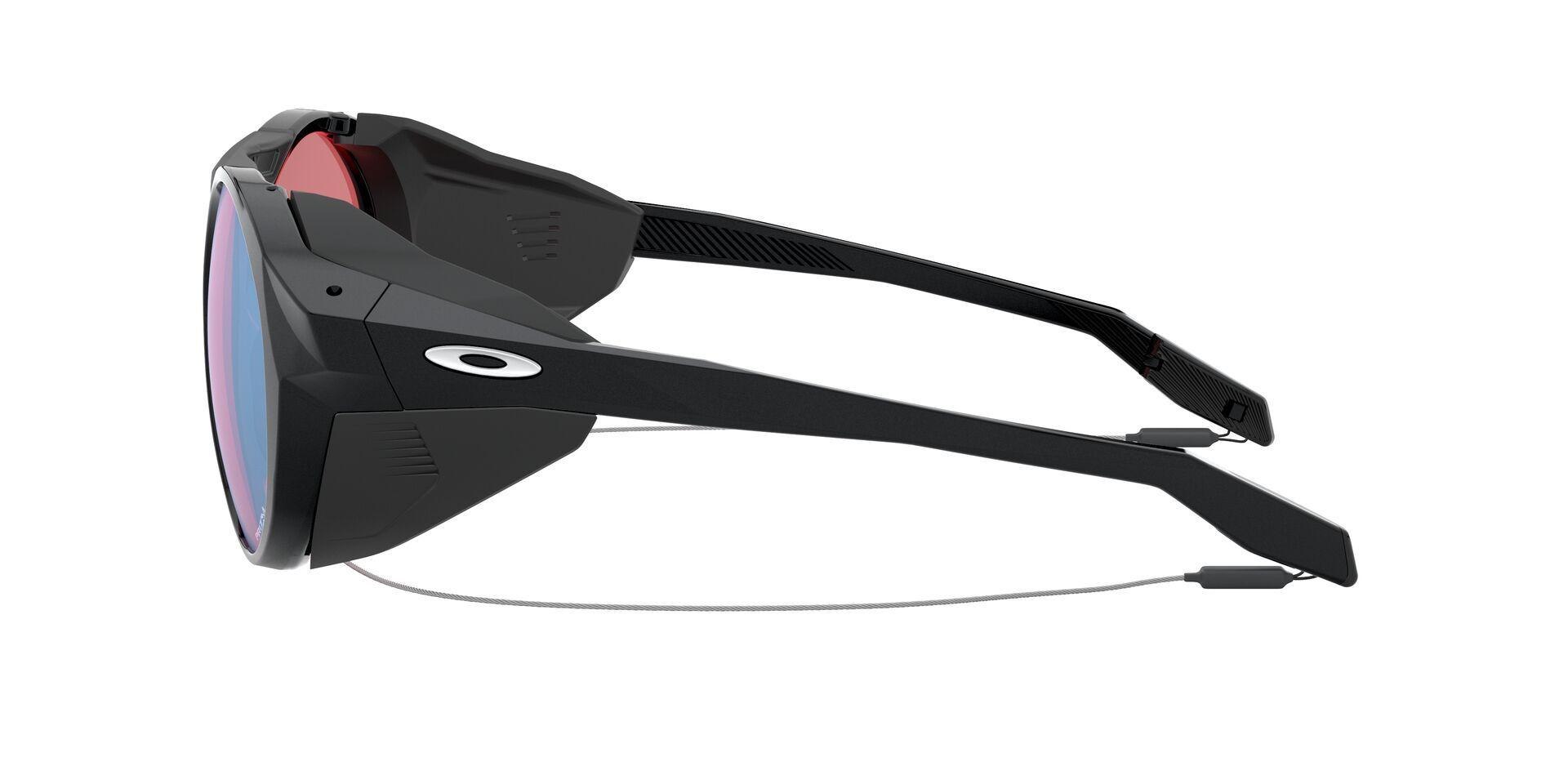 Oakley Clifden-2