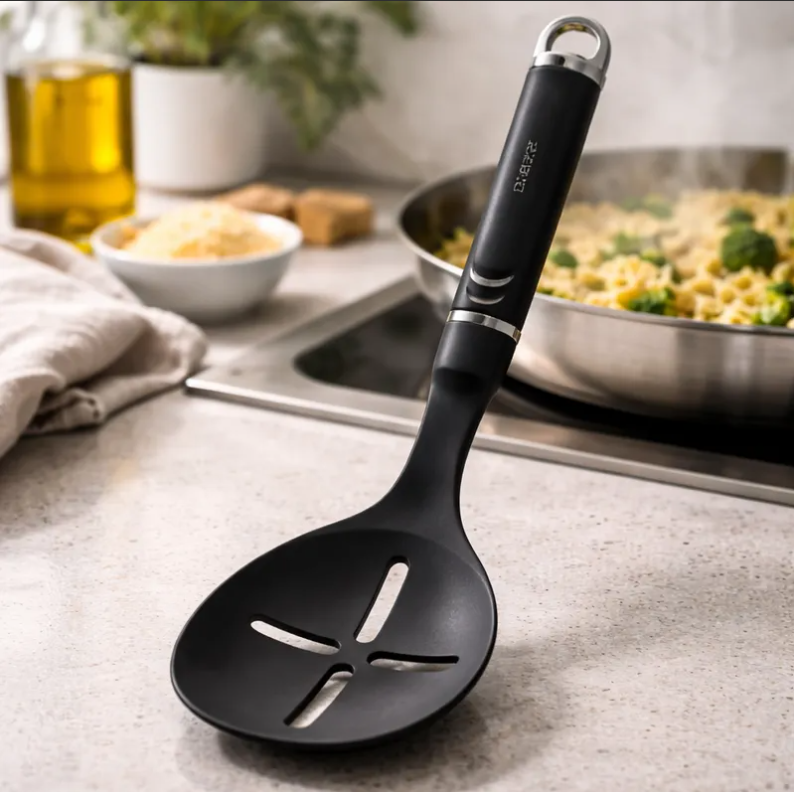 Cuchara Espumadera Ranurada 35 5cm Negra-3