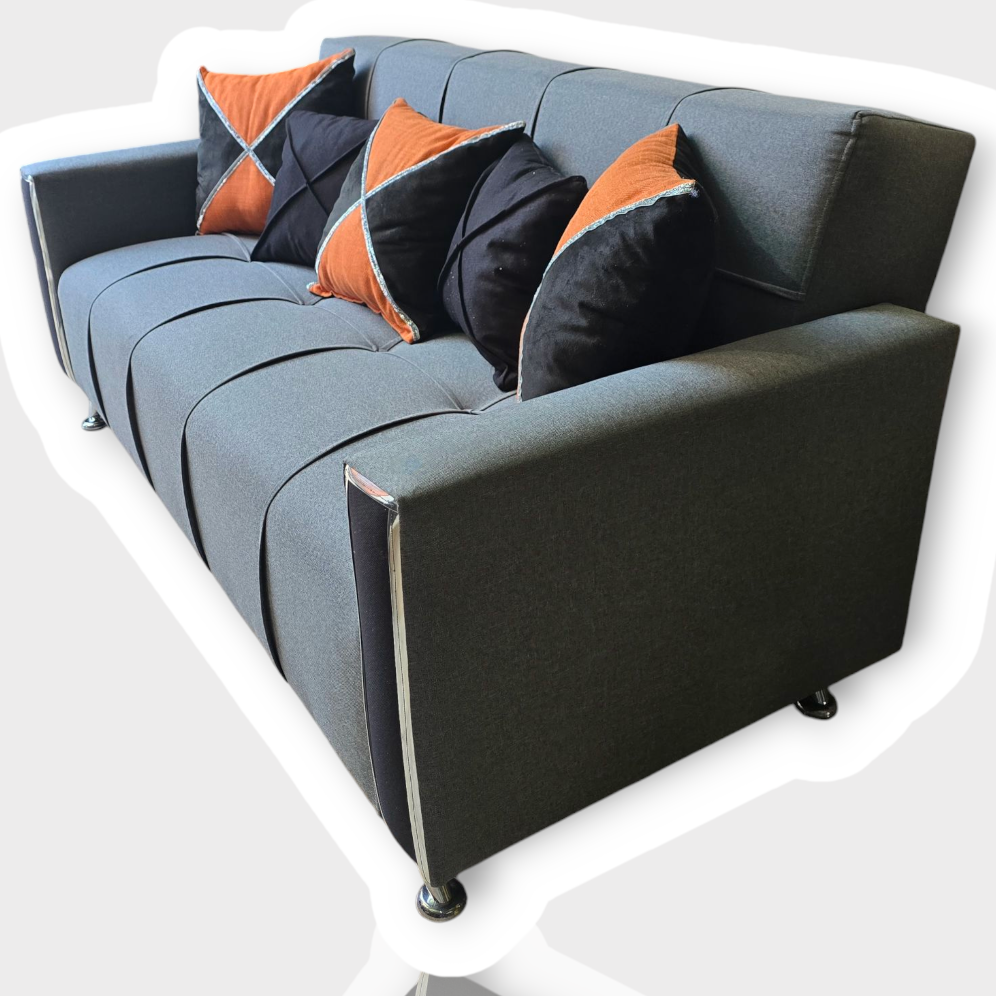 SOFA KAMI 2025 con puff y cojines -2