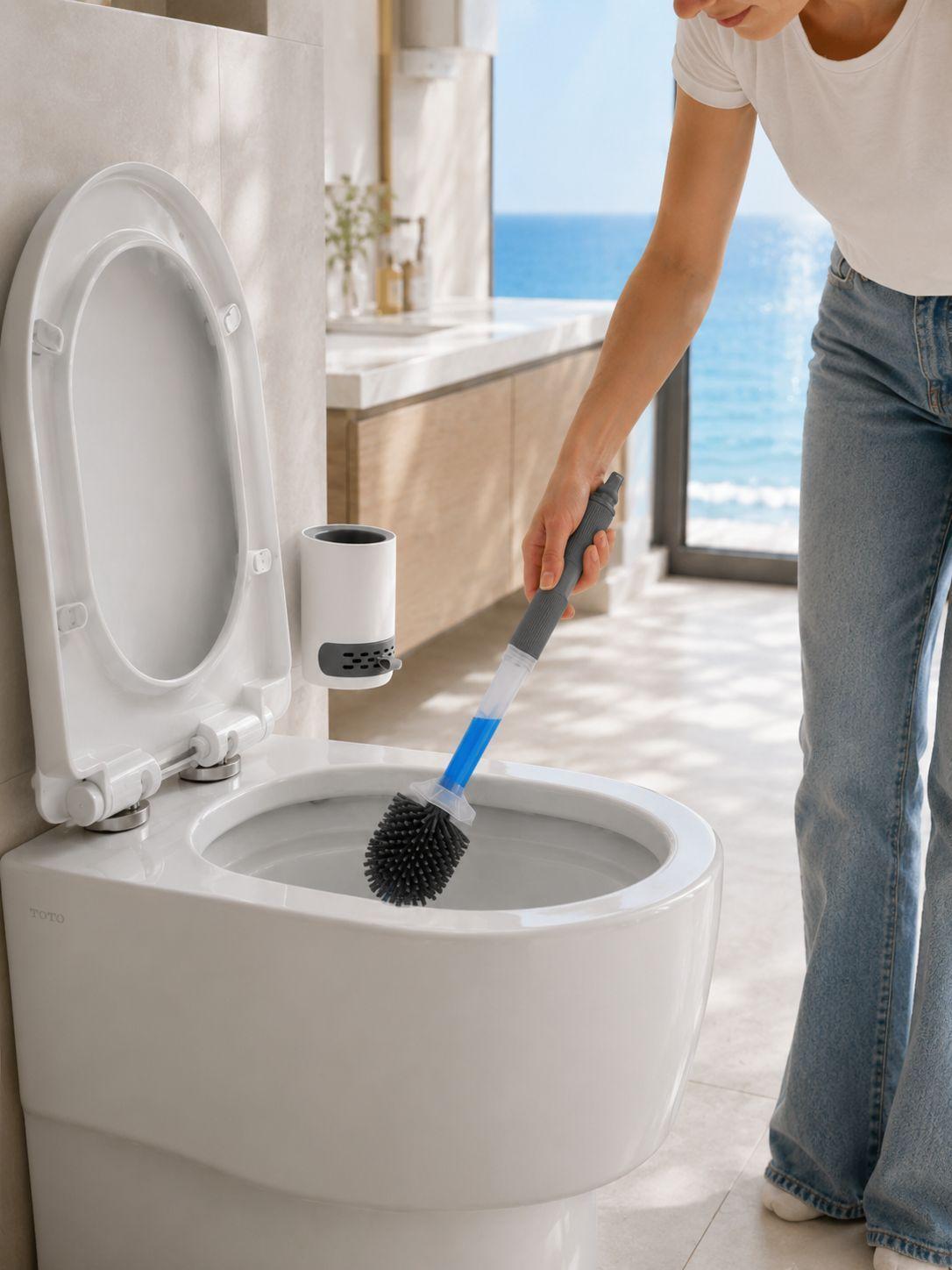 3 ESCOBILLAS DE BAÑO CON DISPENSADOR DE DETERGENTE-2